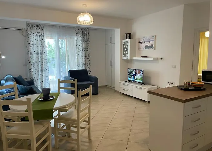 Relax Apts Saranda 1